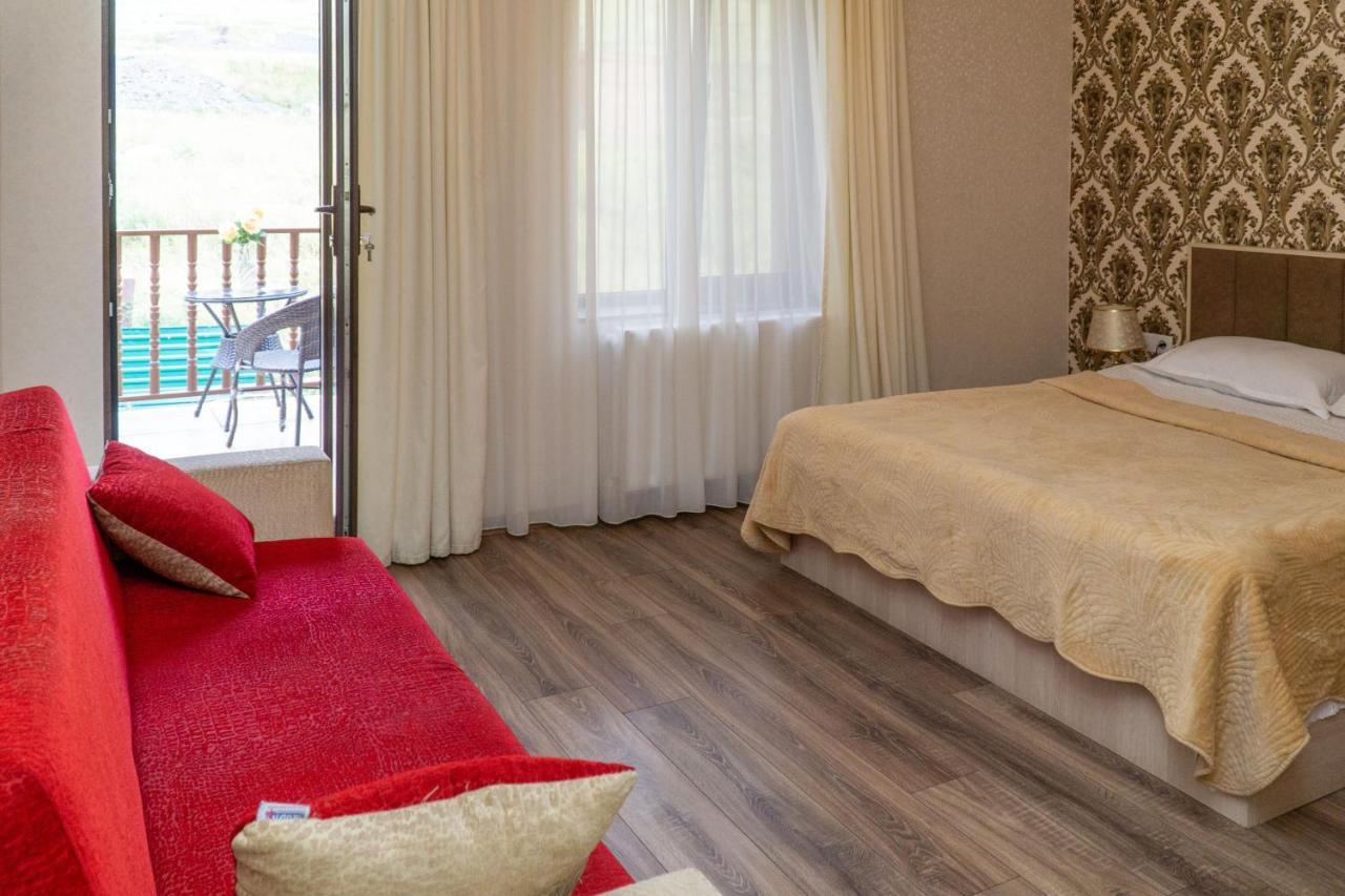 Hotel Diamond Kazbegi Luaran gambar